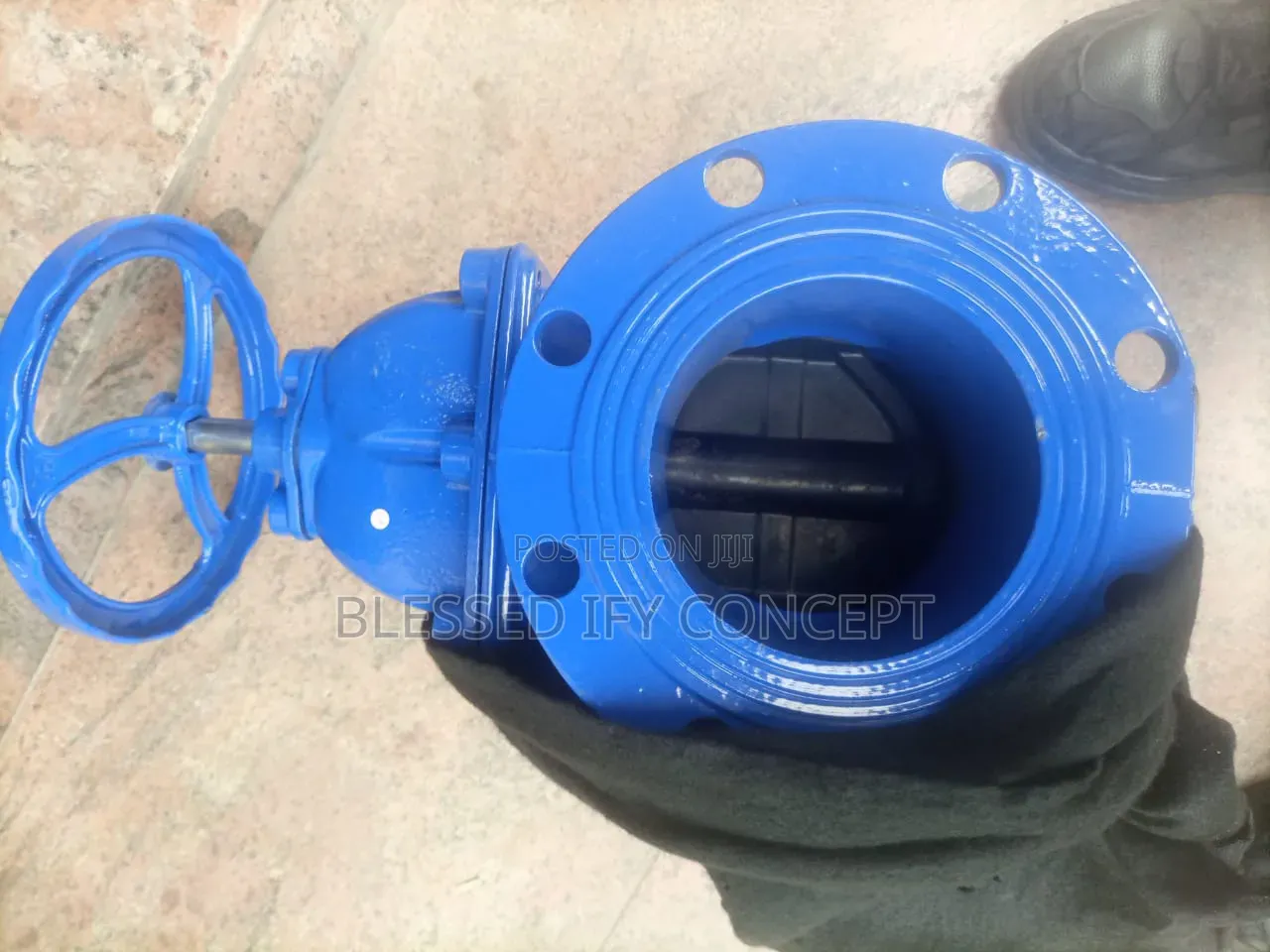 6 Inches Gate Valve , Also Available in Different Sizes