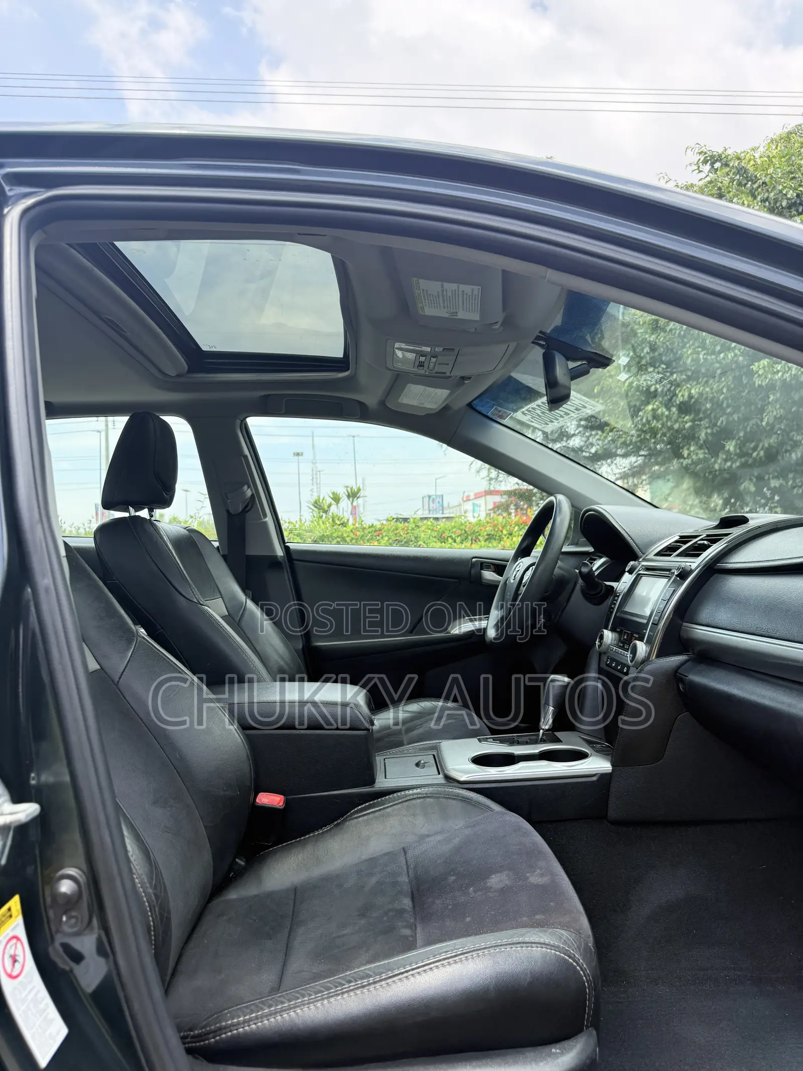 Toyota Camry SE 4dr Sedan (2.5L 4cyl 6A) 2013 Black