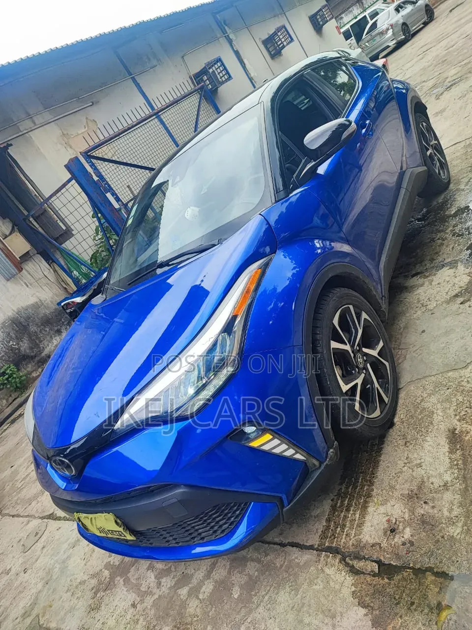 Toyota C-HR 2020 Blue