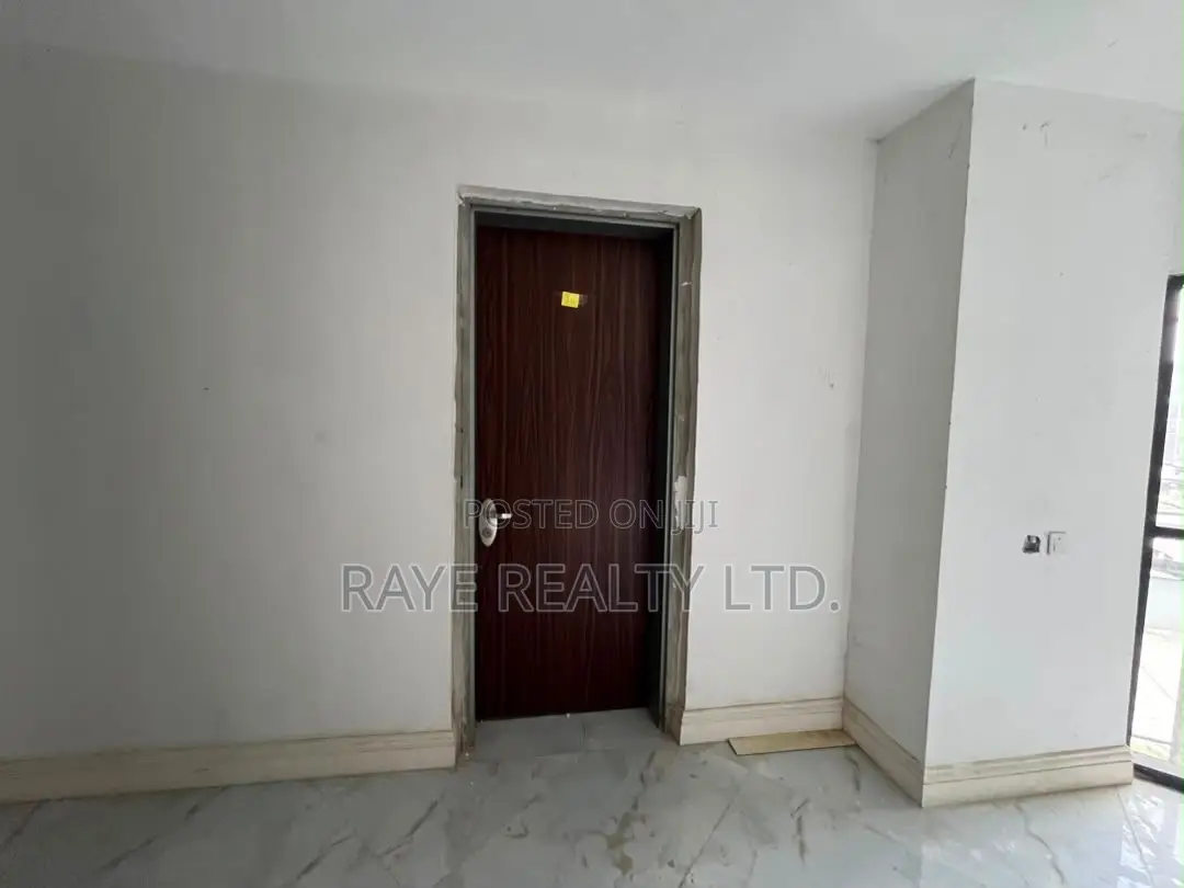 1bdrm Apartment in Lekki for sale