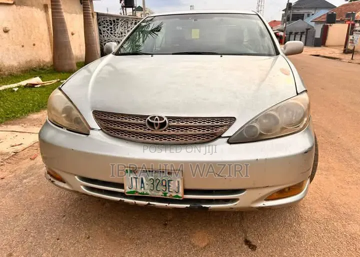 Toyota Camry 2004 Brown