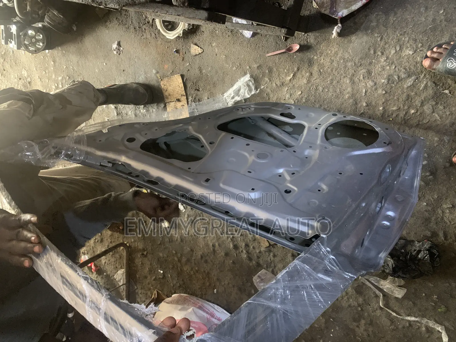 Toyota Camry 2025 Door