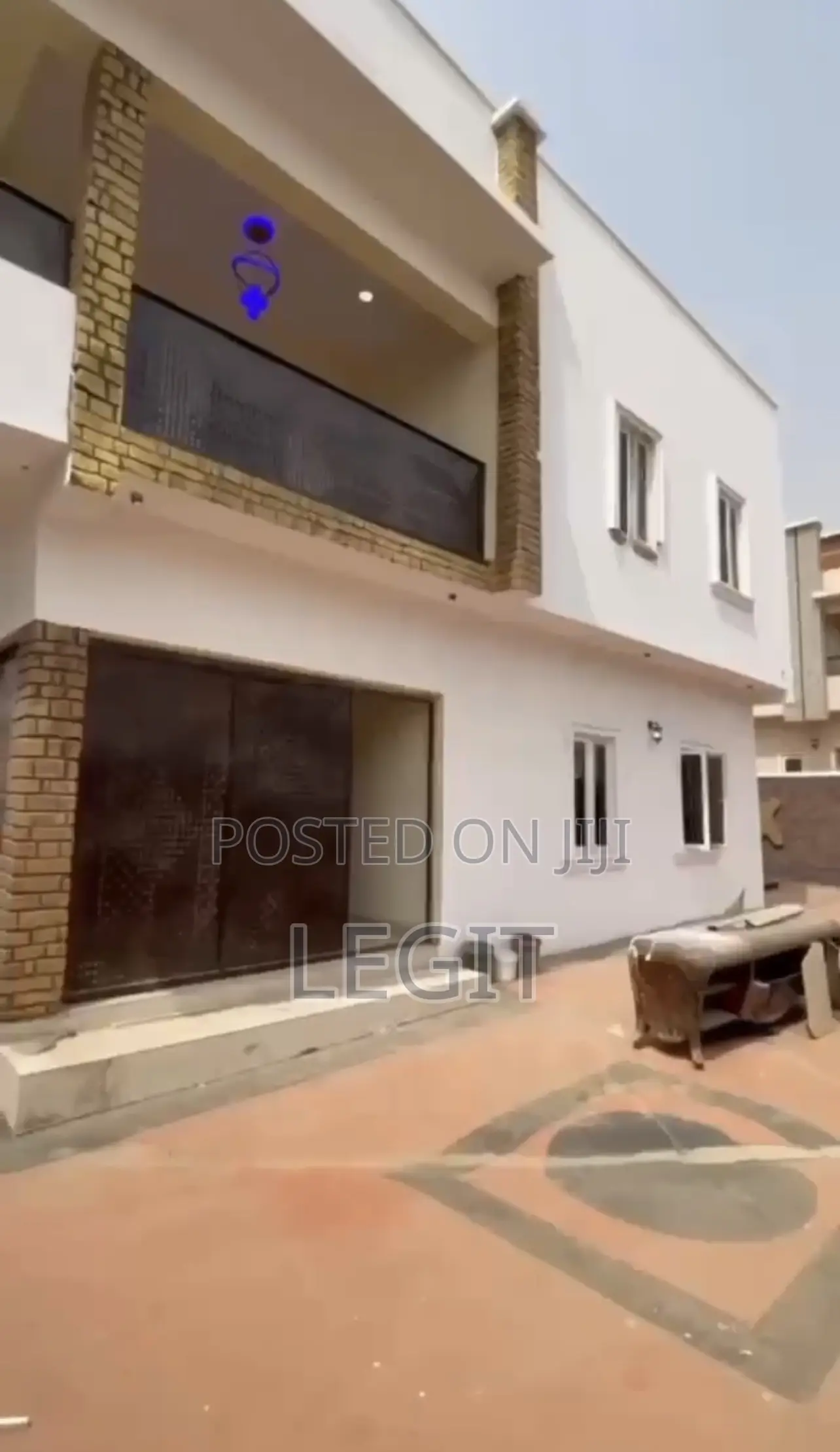 4bdrm Duplex in Lugbe District for sale