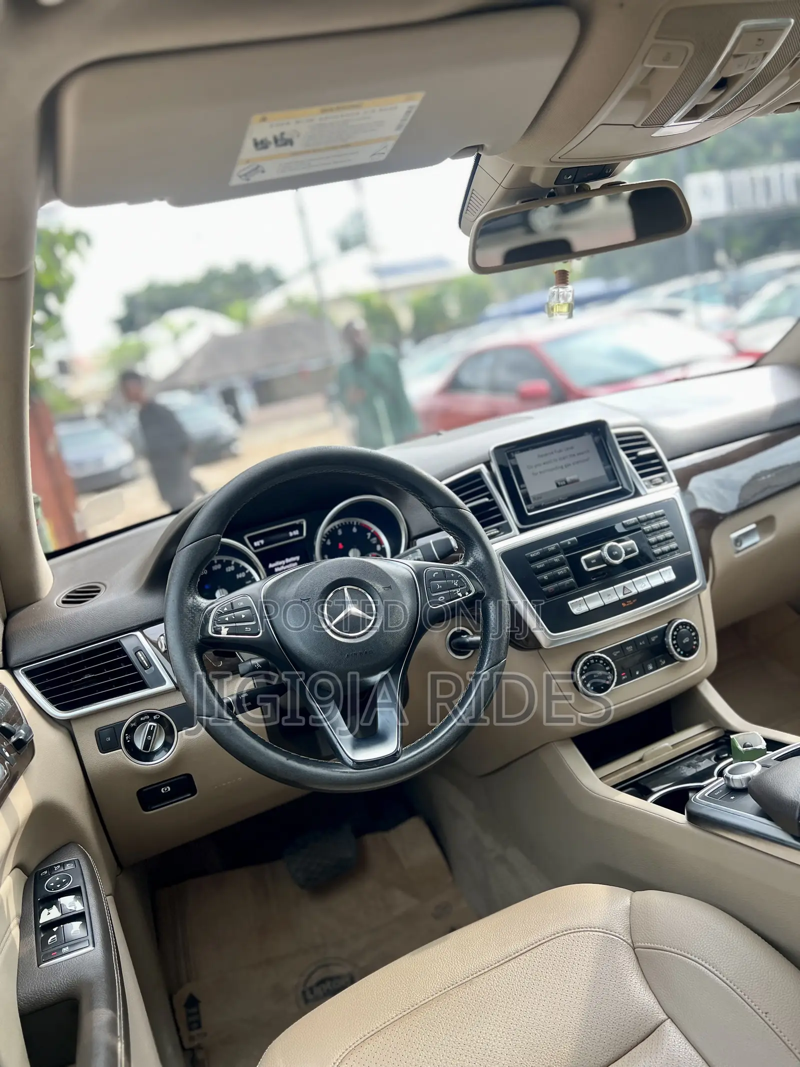 Mercedes-Benz M Class ML350 4MATIC 4dr SUV AWD (3.5L 6cyl 7A) 2014