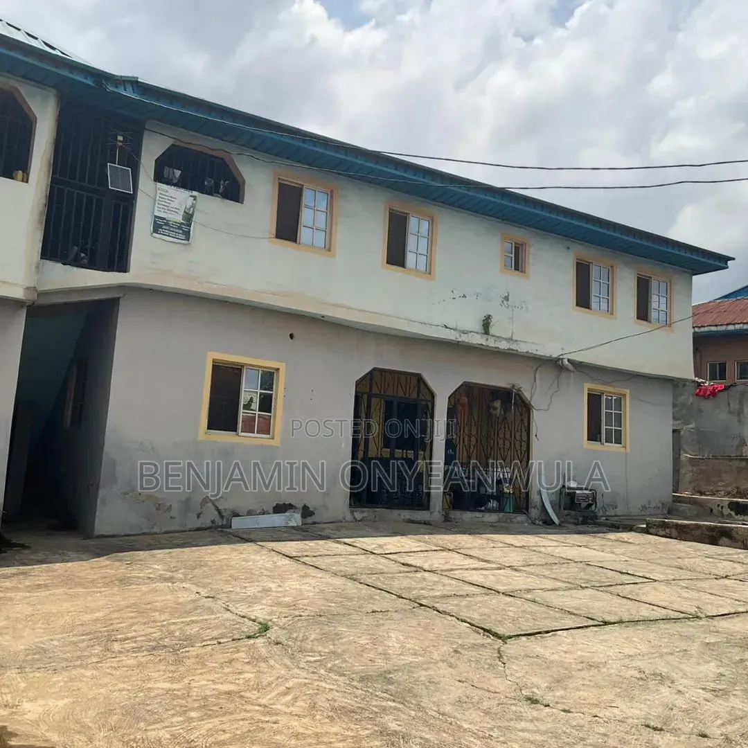 8bdrm Block of Flats in Makogi, Obafemi-Owode for rent