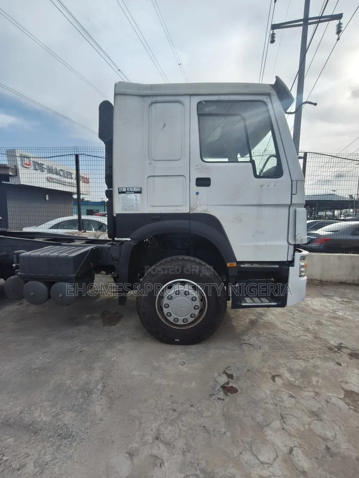 HOWO SINOTRUK 371 —For Sale