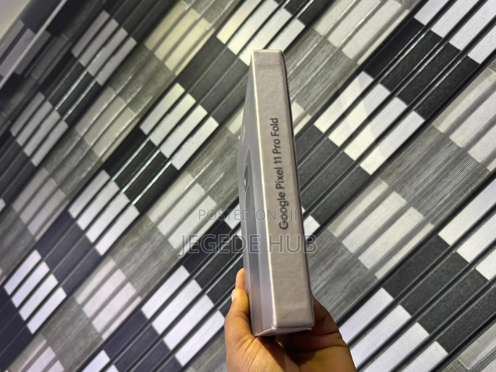 New Google Pixel 11 Pro Fold 1 TB Graphite