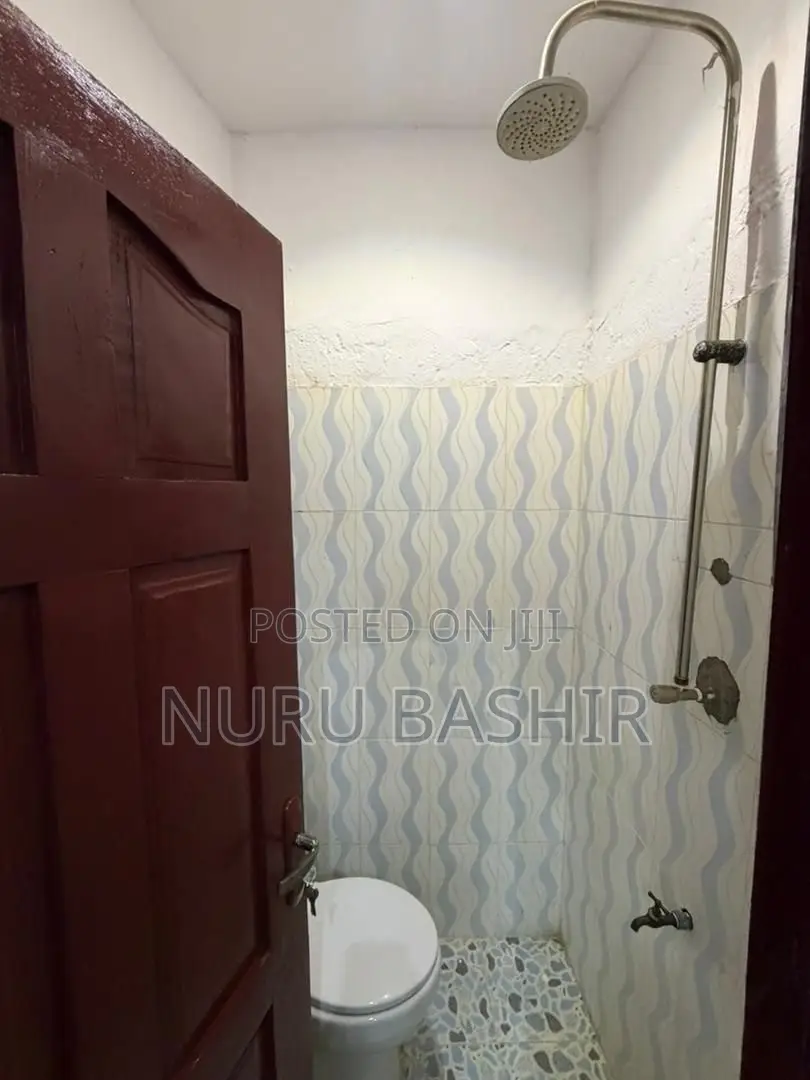 2bdrm Block of Flats in Ikolaba Gra, Bodija for rent