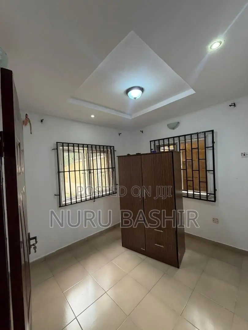 2bdrm Block of Flats in Ikolaba Gra, Bodija for rent