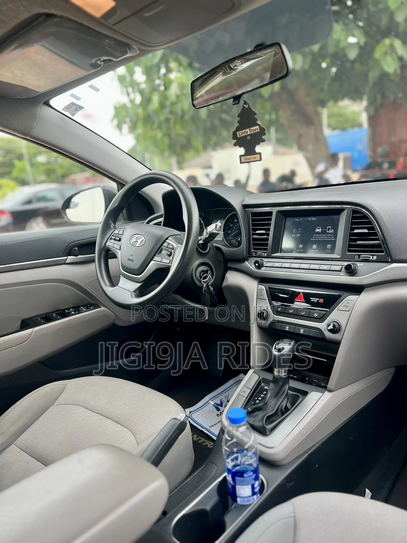 Hyundai Elantra 2016 Black