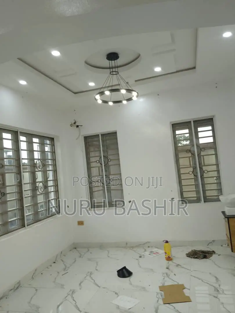 4bdrm Duplex in Opposite Taska, Akala Express for rent