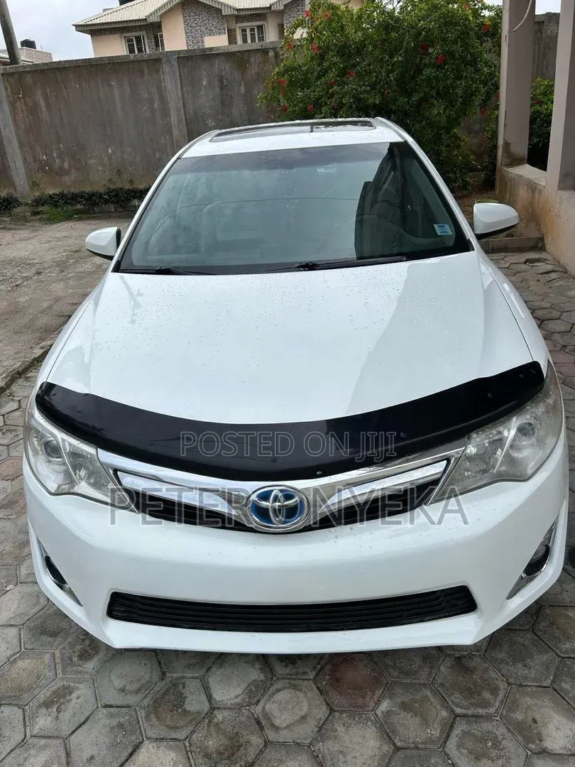 Toyota Camry 2013 White