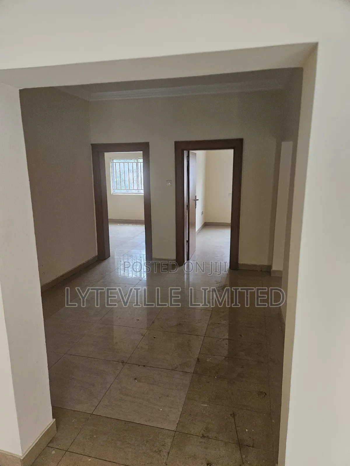 Renovated Office Flat Space