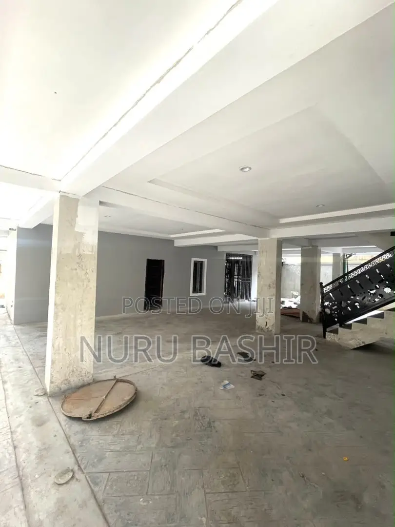 2bdrm Block of Flats in Bodija Estate for rent
