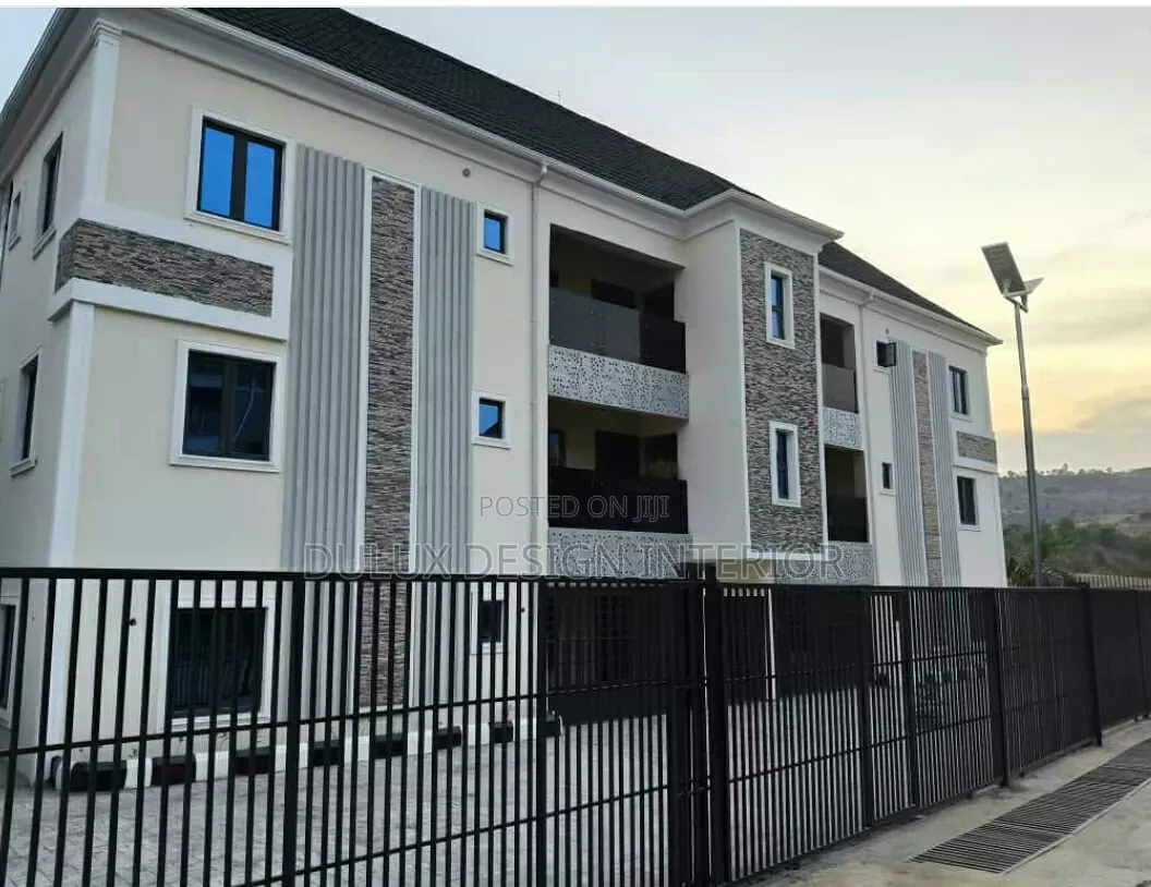 Dulux Professional Painter and Renovation Services