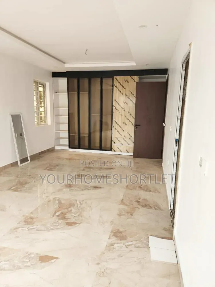 Six Bedroom Fully Detached Duplex With 2 Lounges