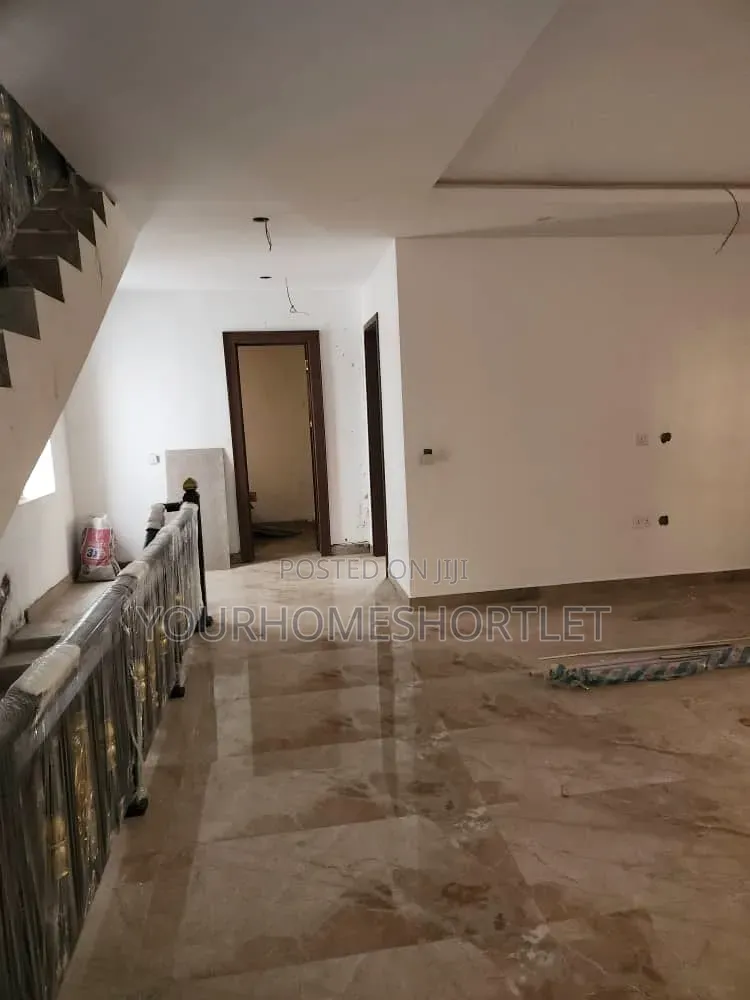 Six Bedroom Fully Detached Duplex With 2 Lounges
