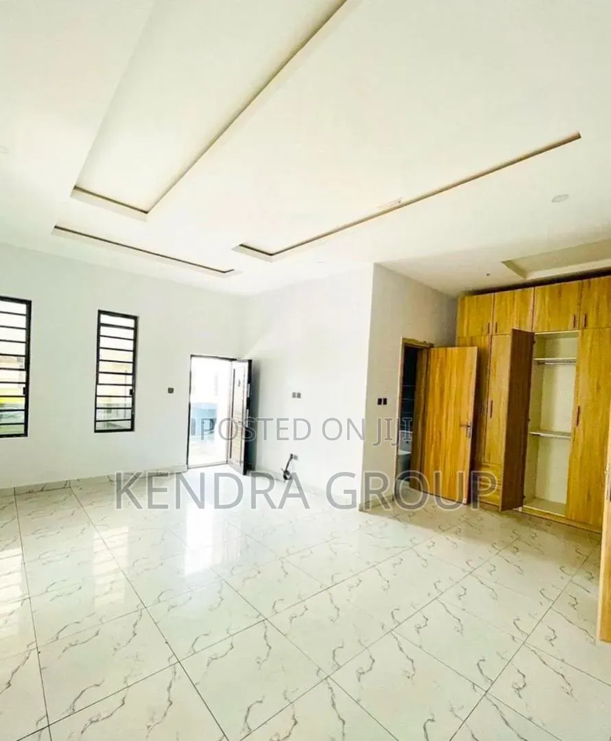 4bdrm Duplex in Orchid, Ikota for rent