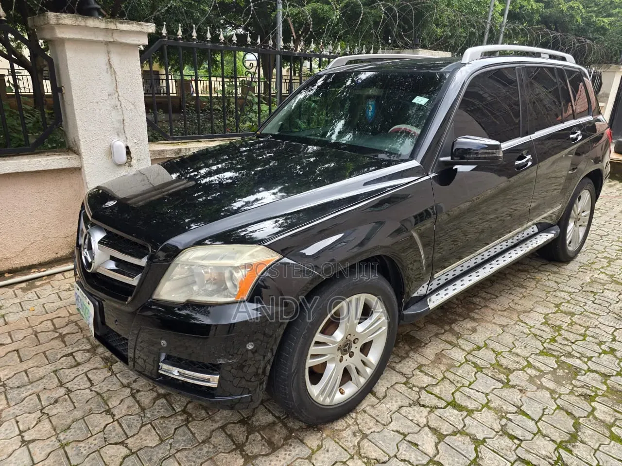Mercedes-Benz GLK-Class 2010 Black