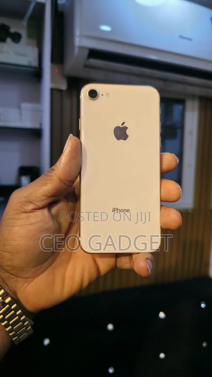 Apple iPhone 8 64 GB Gold