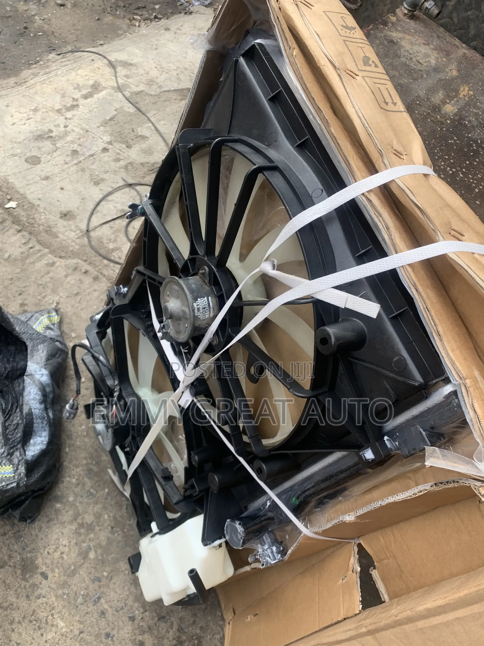 Complete Radiator for Camry 2010 Brand New