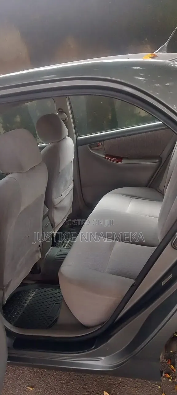 Toyota Corolla 2007 Gray