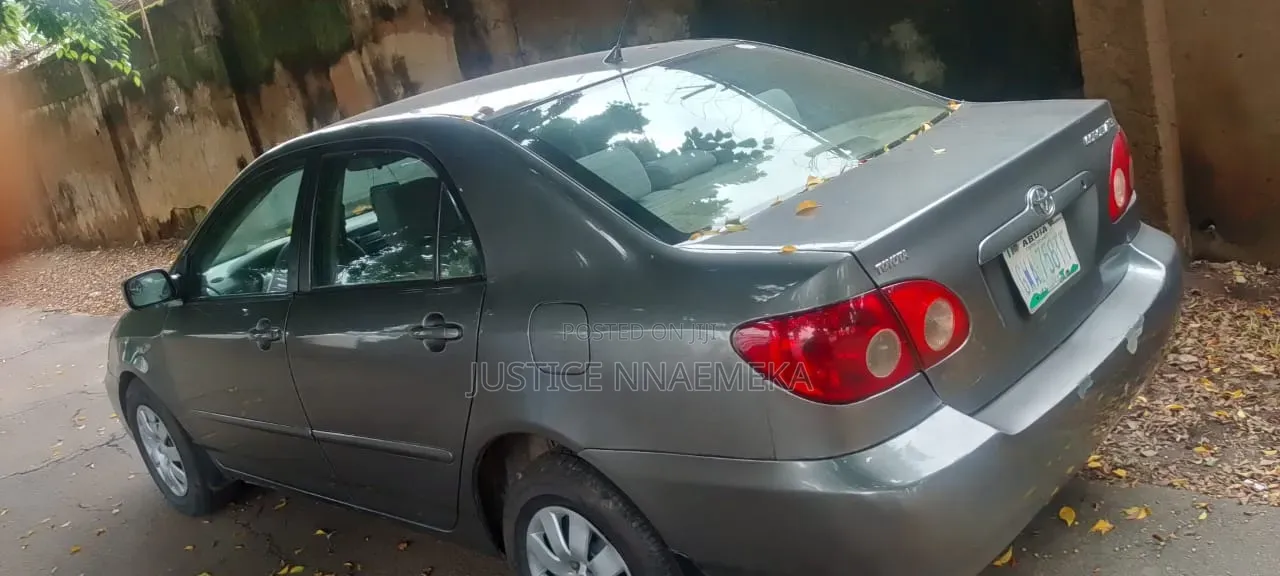 Toyota Corolla 2007 Gray