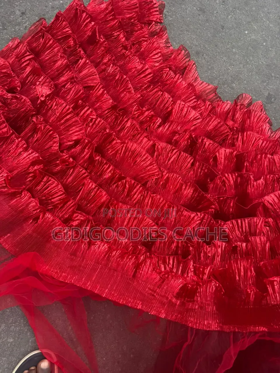 Metallic Pleated Ruffle-Layered Fan Fabric