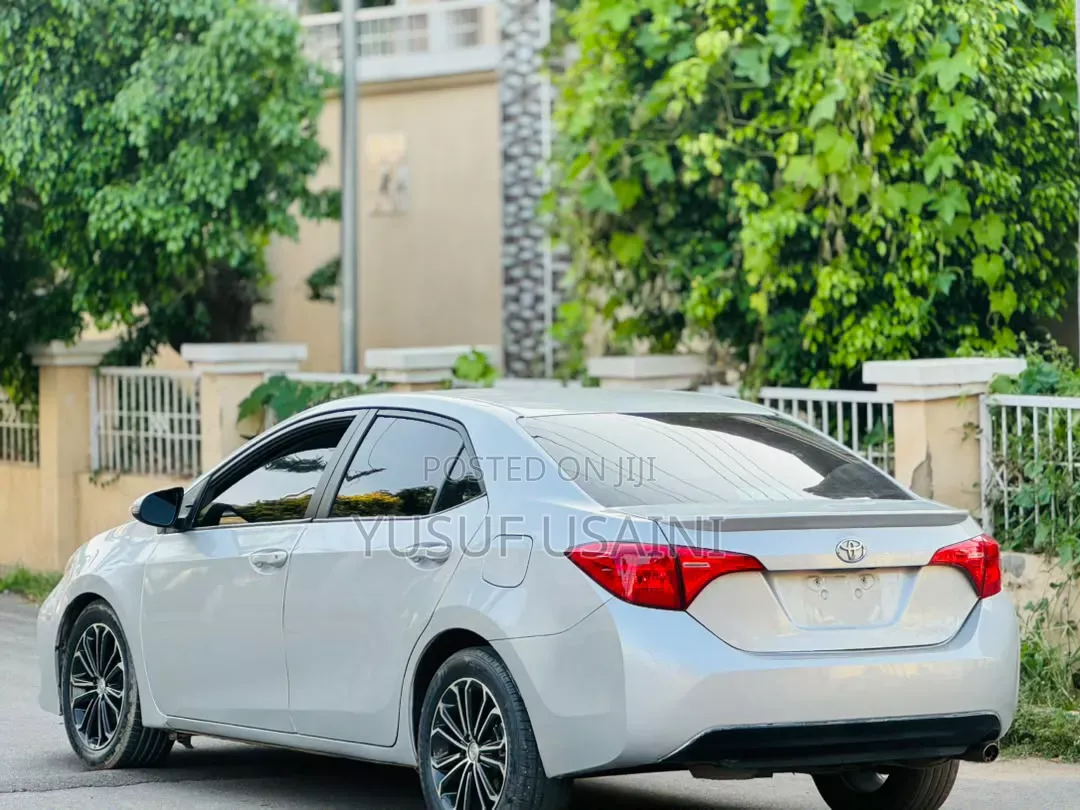 Toyota Corolla 2014 Silver