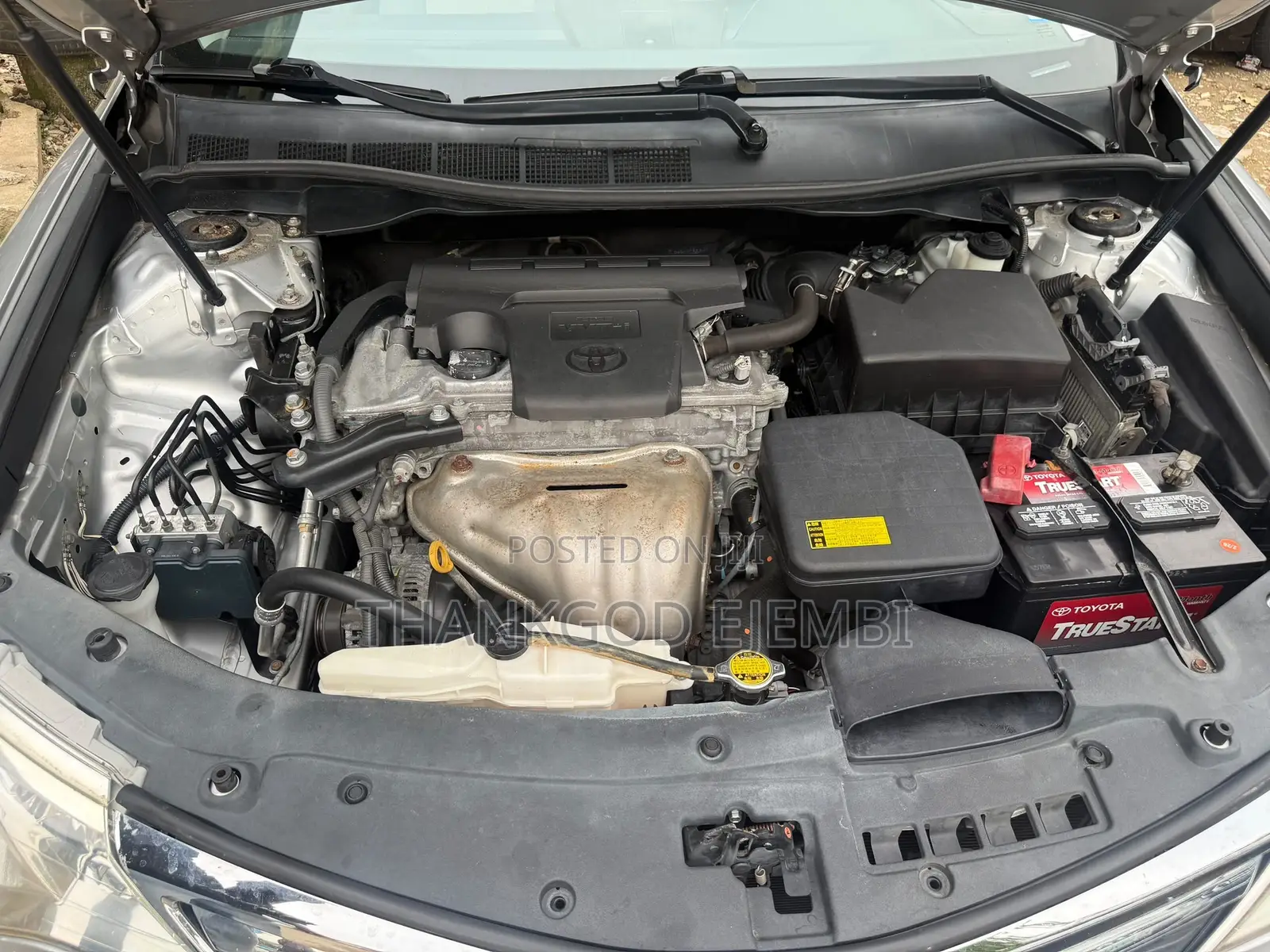 Toyota Camry LE 4dr Sedan (2.5L 4cyl 6A) 2013 Silver