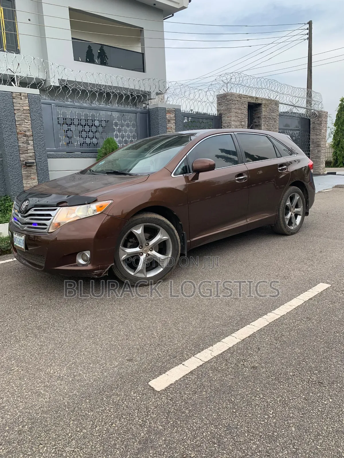 Toyota Venza XLE 2010 Brown