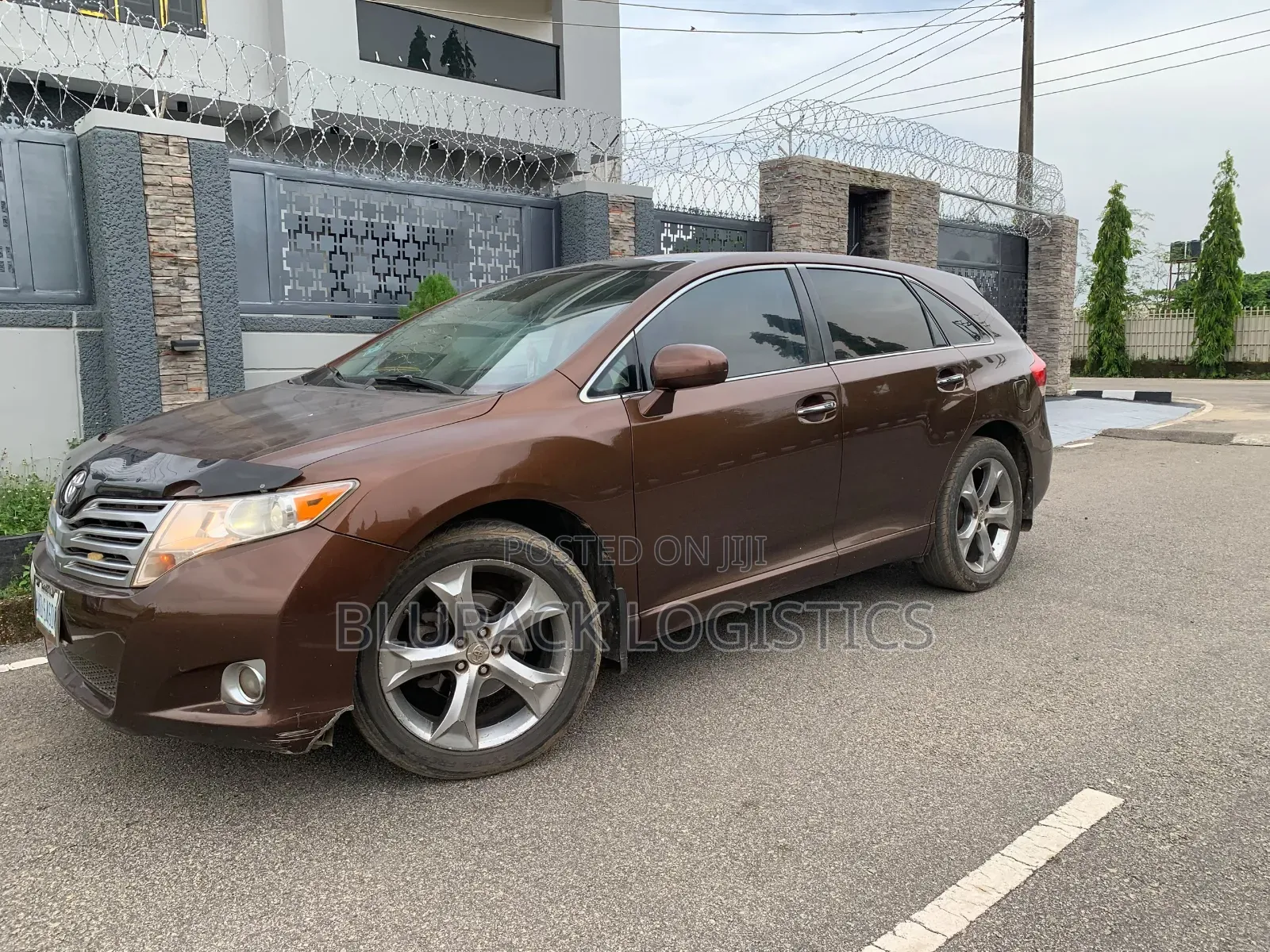Toyota Venza XLE 2010 Brown
