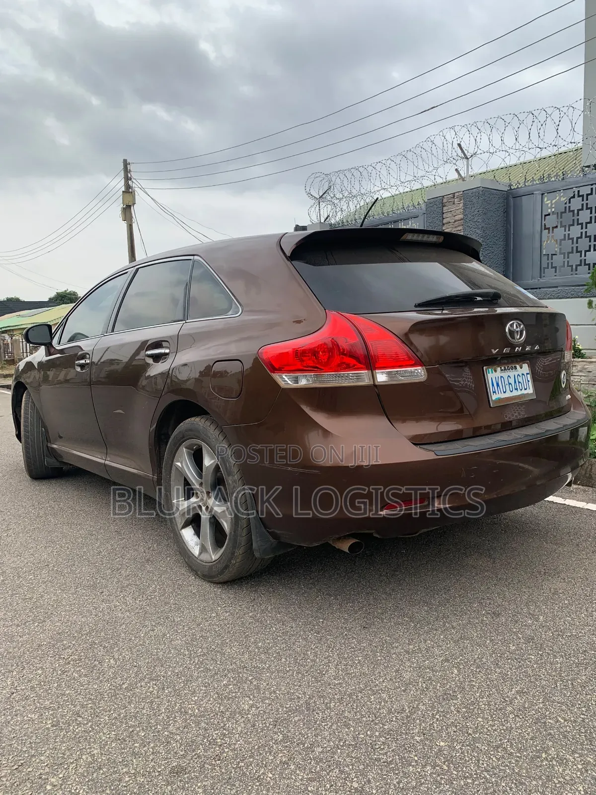 Toyota Venza XLE 2010 Brown