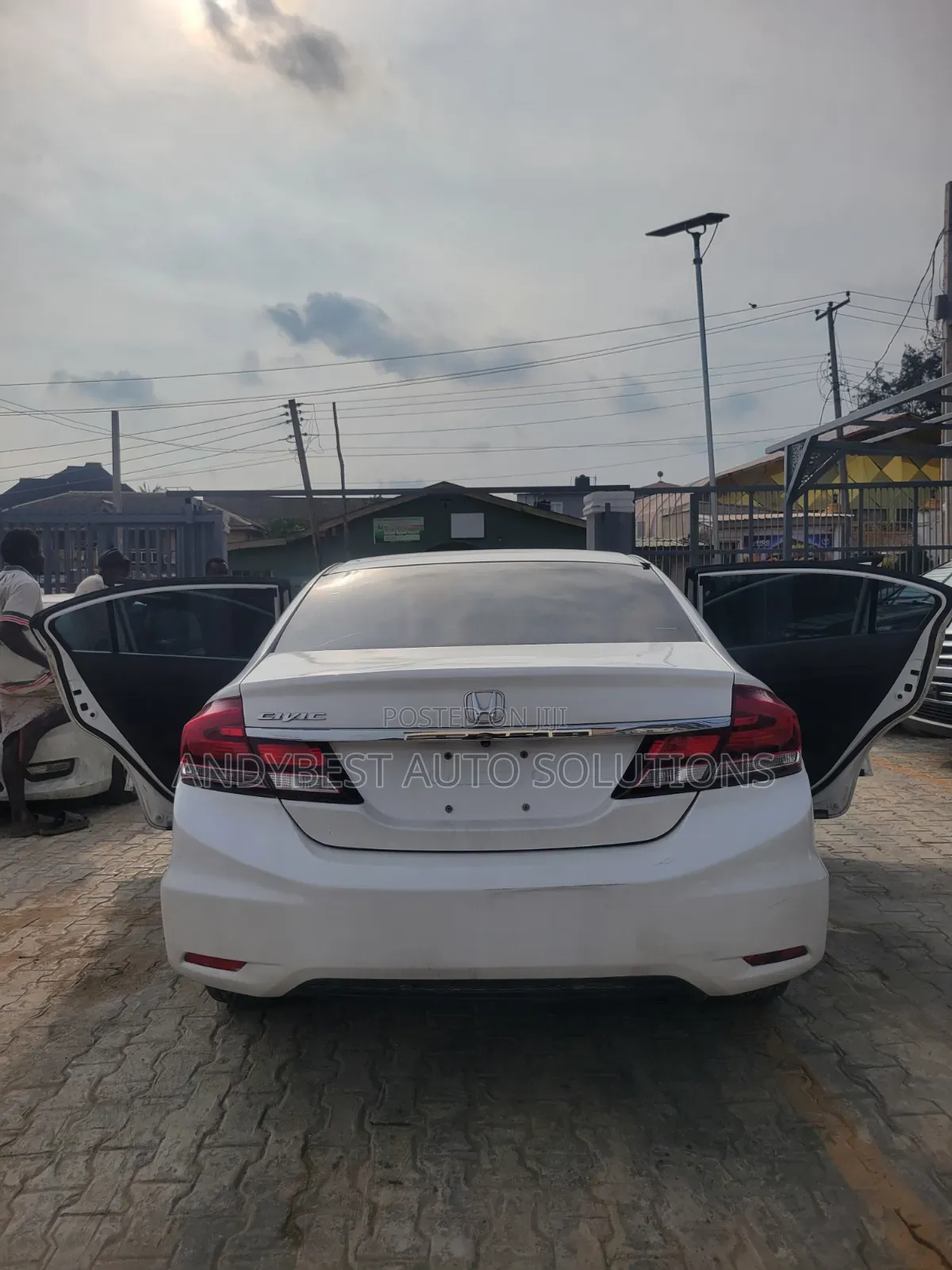 Honda Civic 2013 White