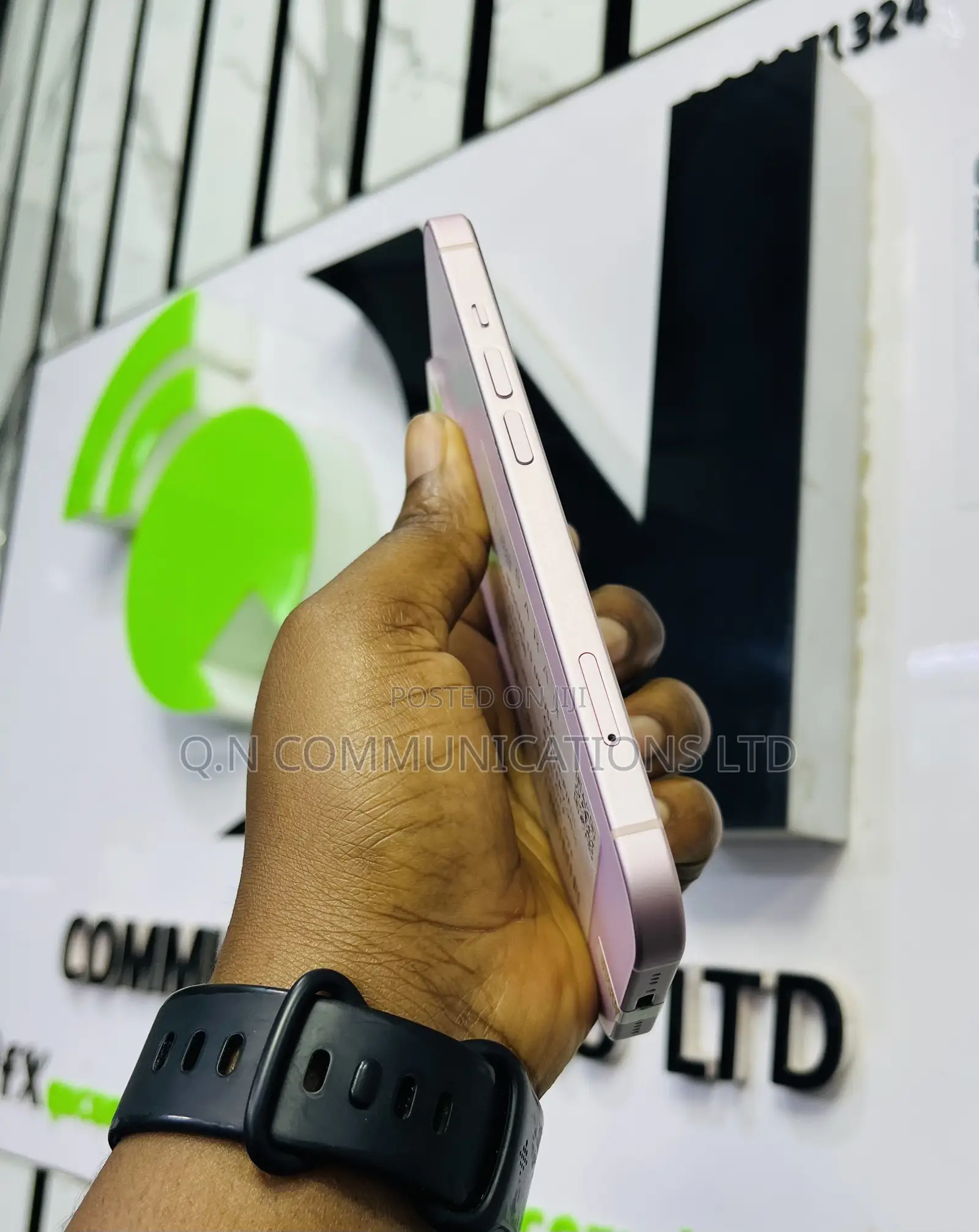 Apple iPhone 15 128 GB Pink