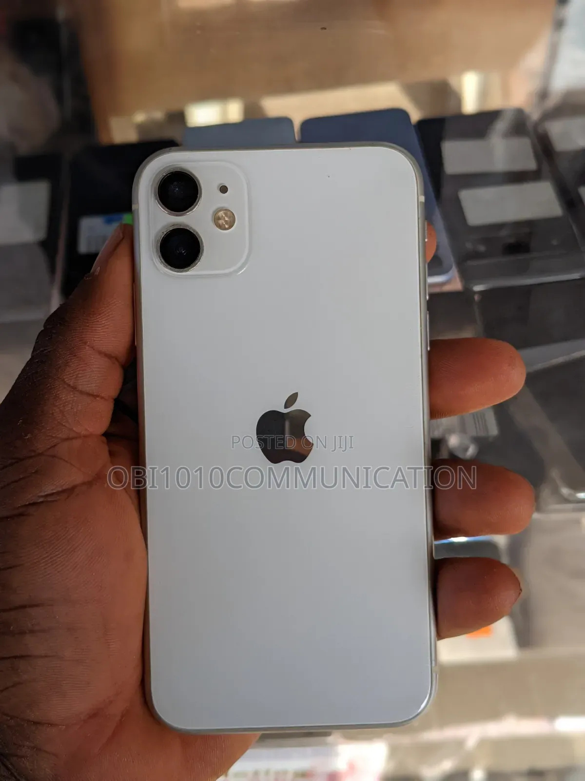 Apple iPhone 11 64 GB White