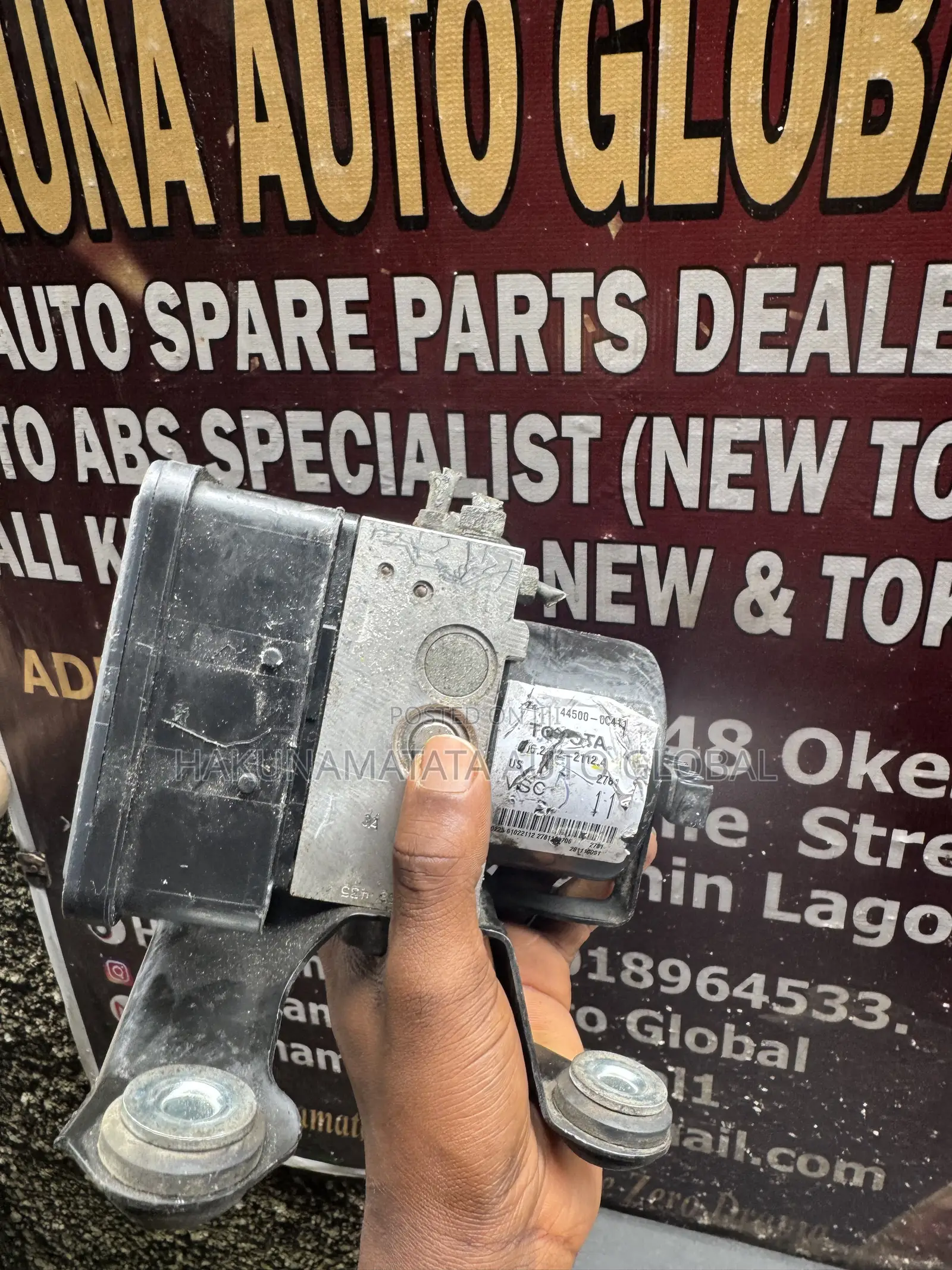 Toyota Tundra 2010–2011 Original ABS Unit