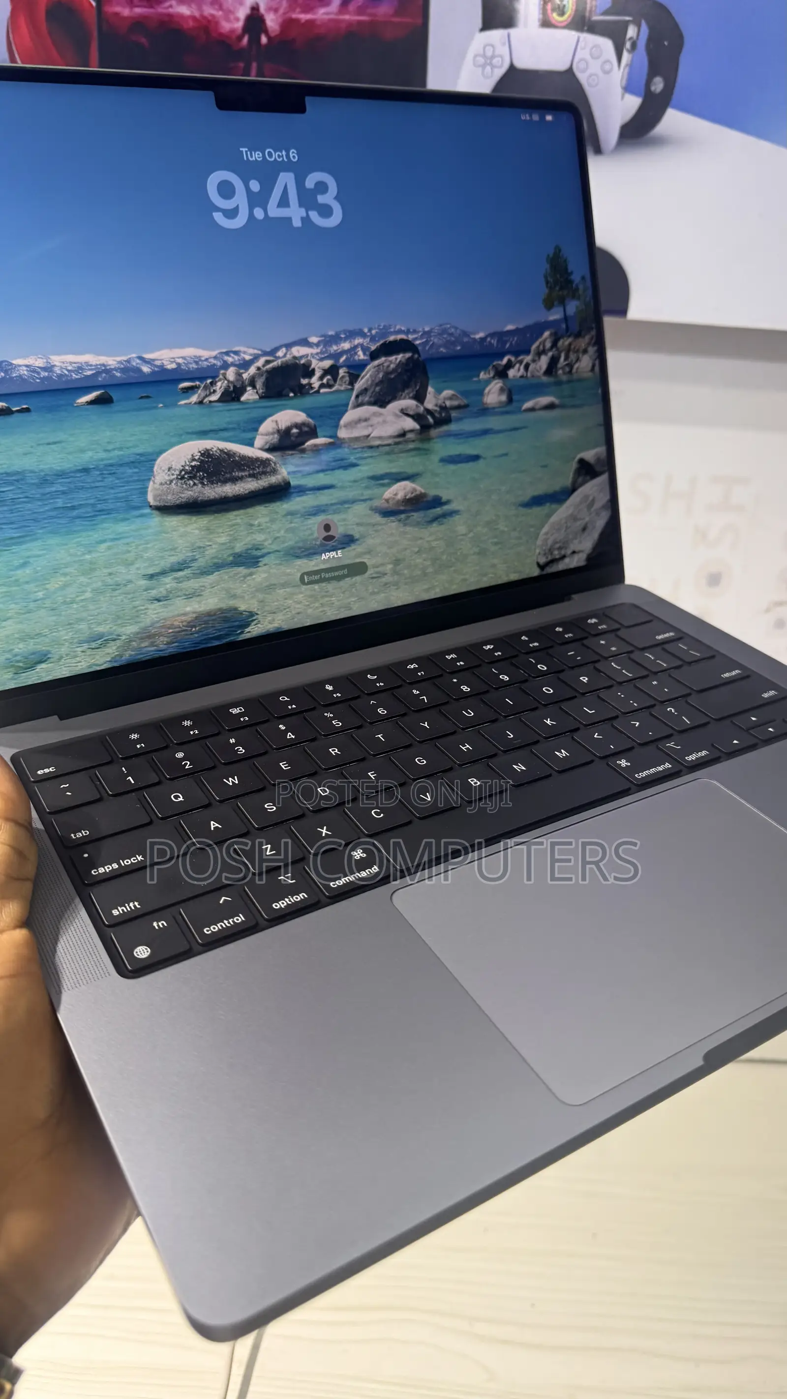 New Laptop Apple MacBook Pro 2023 M2 16GB Apple M2 Ultra SSD 512GB