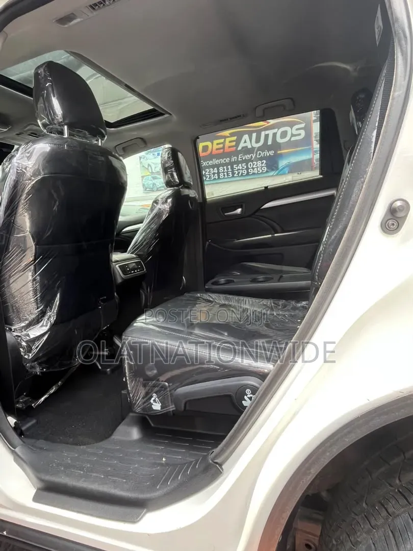 Toyota Highlander Limited 4x2 V6 (3.5L 6cyl 8A) 2017 White