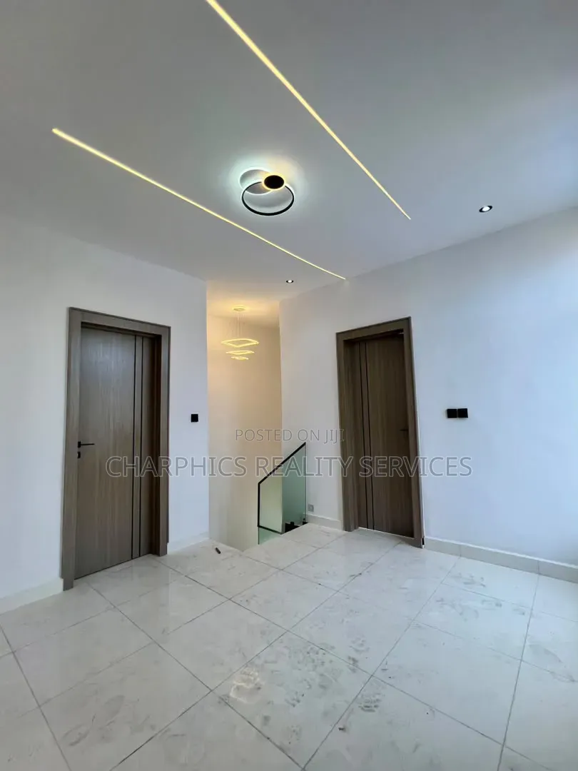 3bdrm Duplex in Off Lekki-Epe Expressway for sale