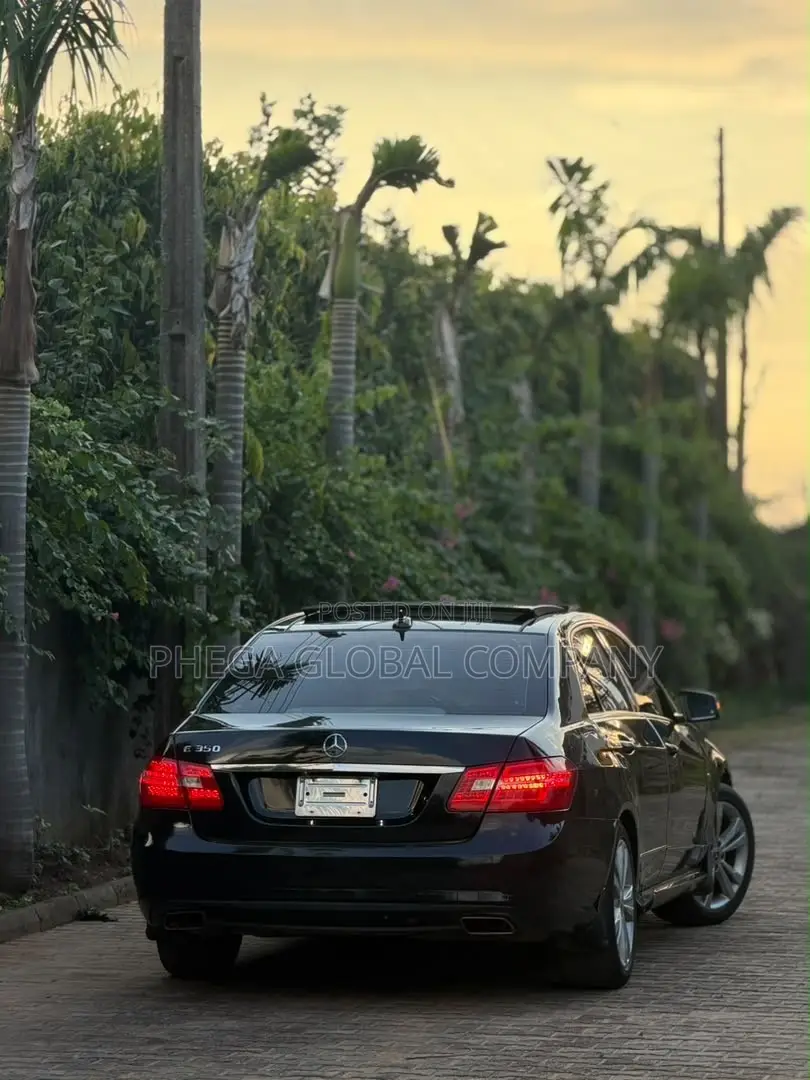 Mercedes-Benz E350 Base 4dr 4Matic Sedan AWD (3.5L 6cyl 7A) 2012 Black