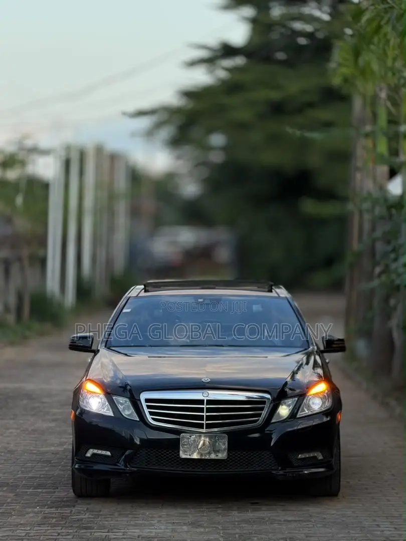 Mercedes-Benz E350 Base 4dr 4Matic Sedan AWD (3.5L 6cyl 7A) 2012 Black