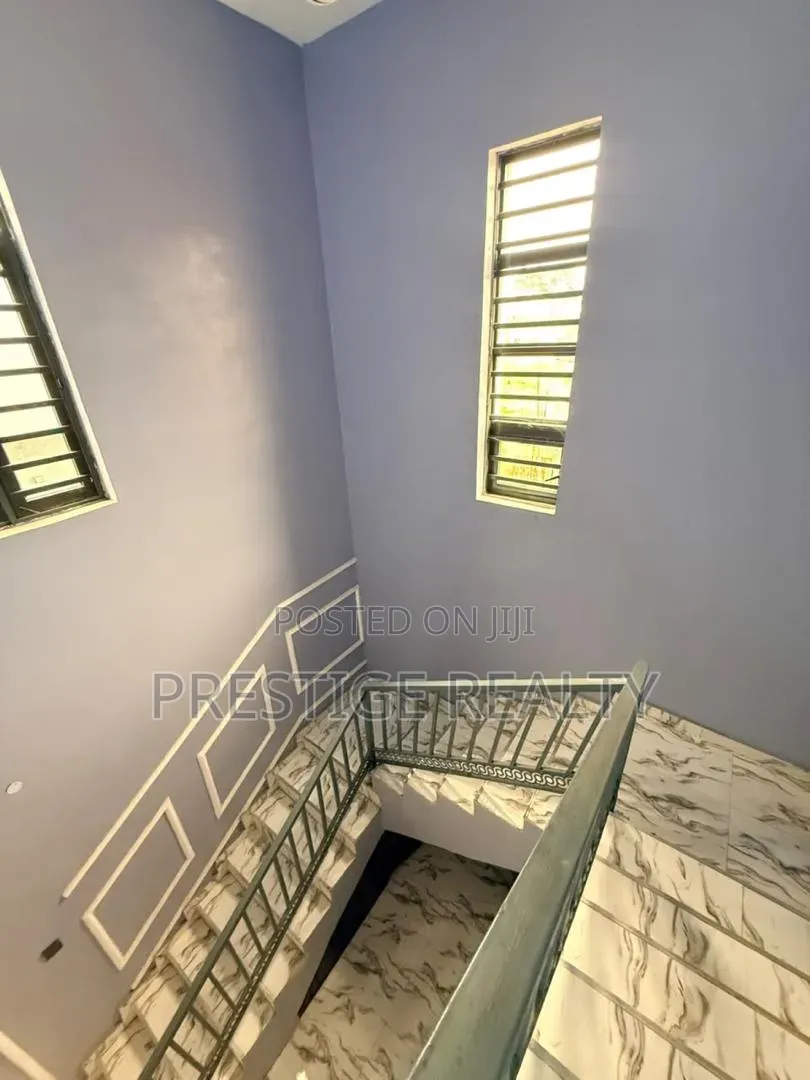 3bdrm Duplex in City Park & Garden,, Egbeda for sale