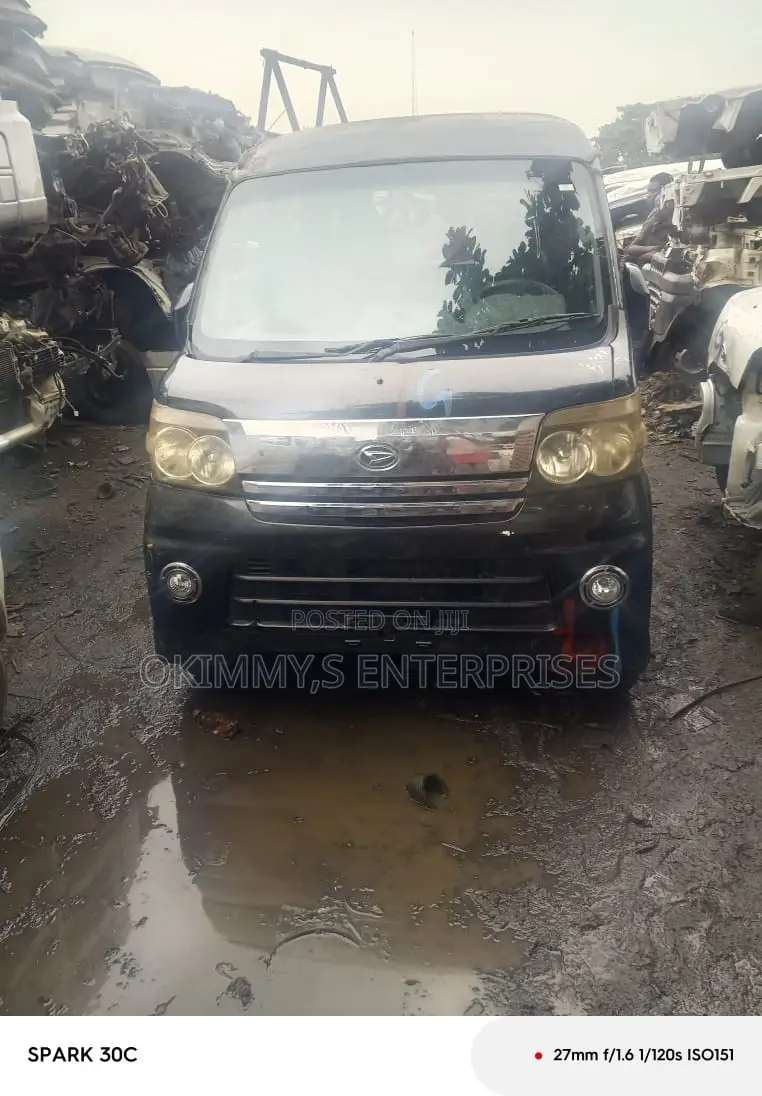 Daihatsu Hijet 2012 Black