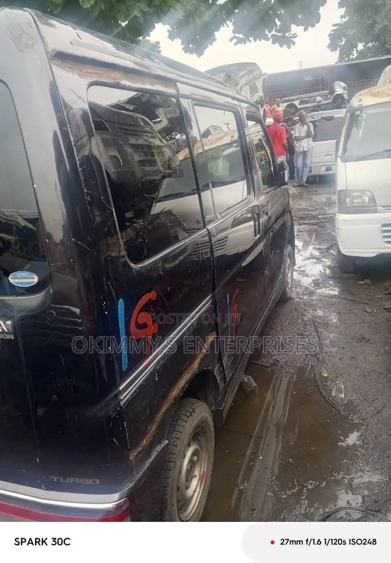 Daihatsu Hijet 2012 Black