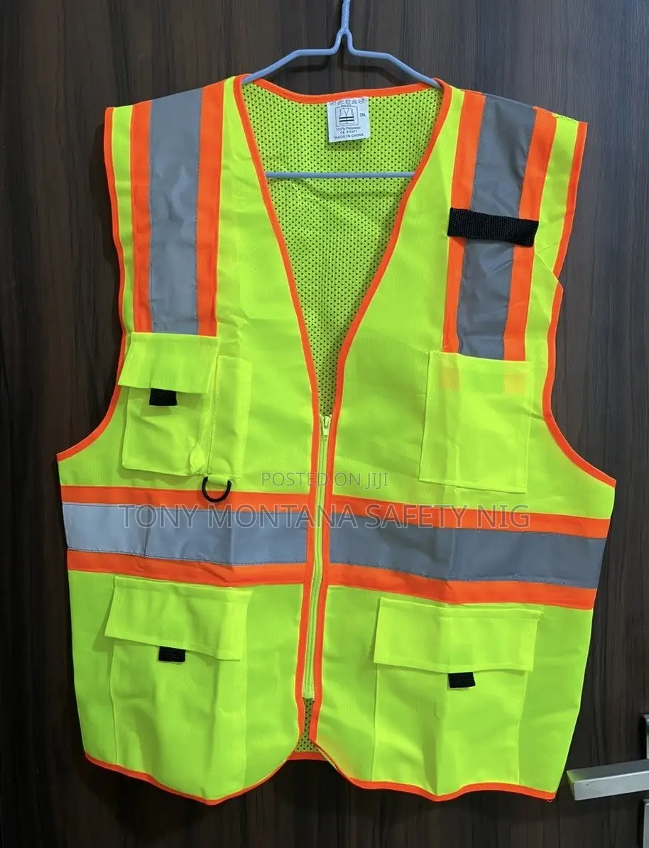 Executive Reflective Safety Vest With Zipper and Pockets