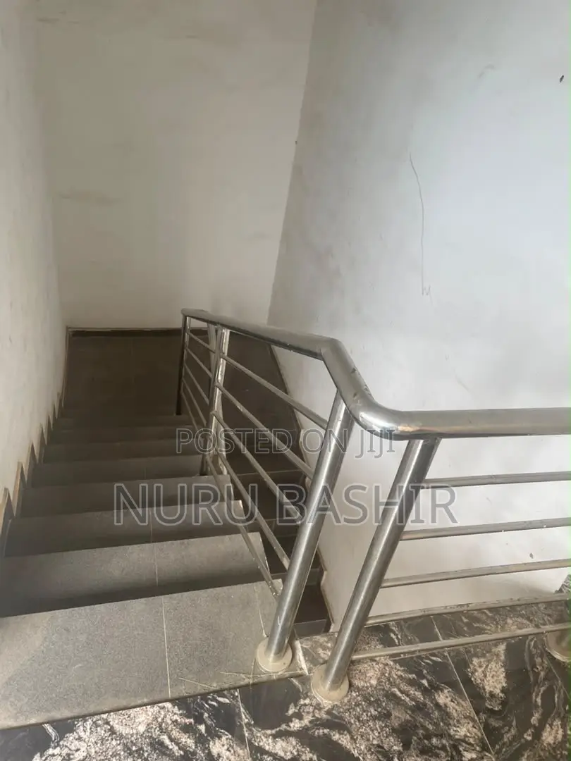 2bdrm Block of Flats in Ore Ofe Estate, Akala Express for rent