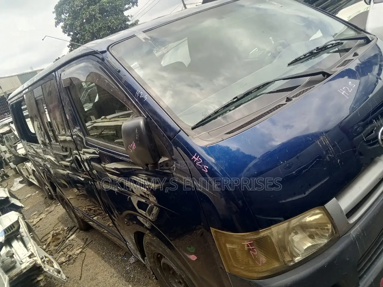 Toyota HiAce 2012 White