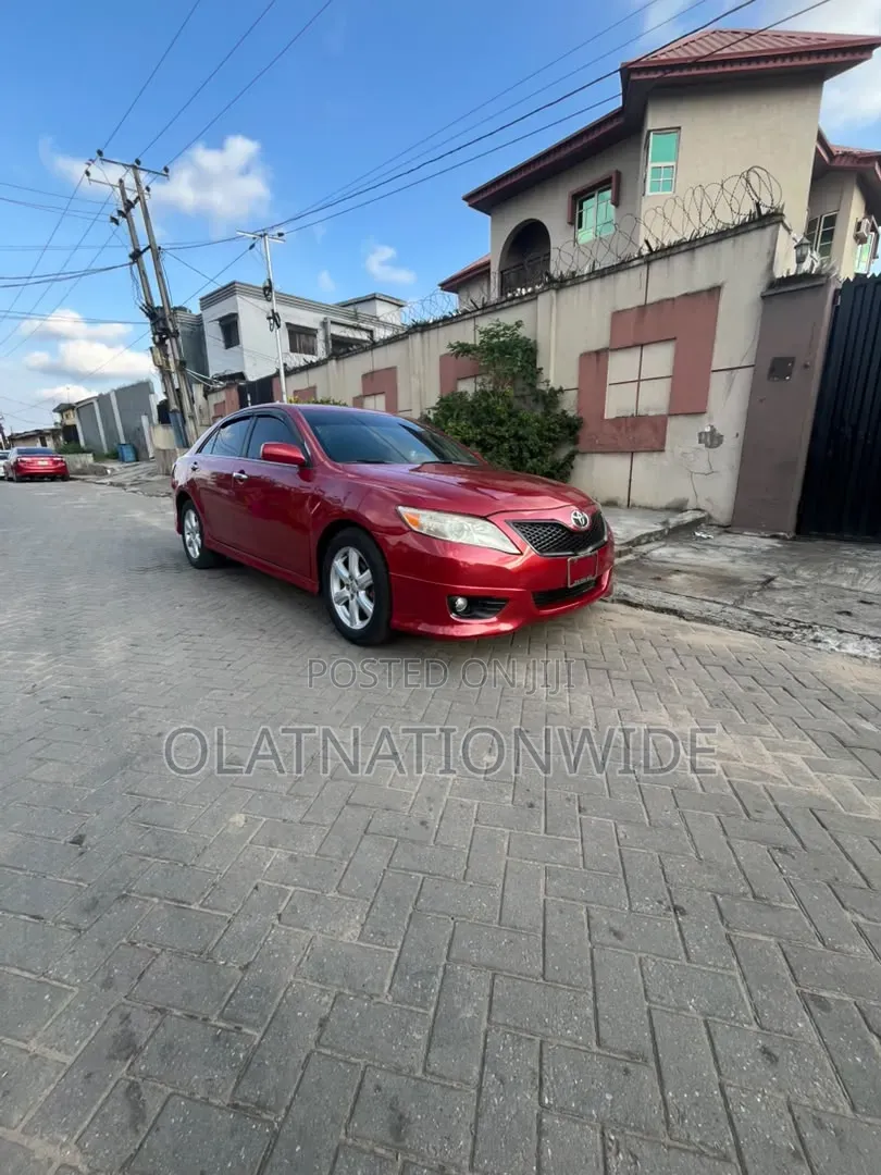 Toyota Camry SE 4dr Sedan (2.4L 4cyl 5A) 2008 Red