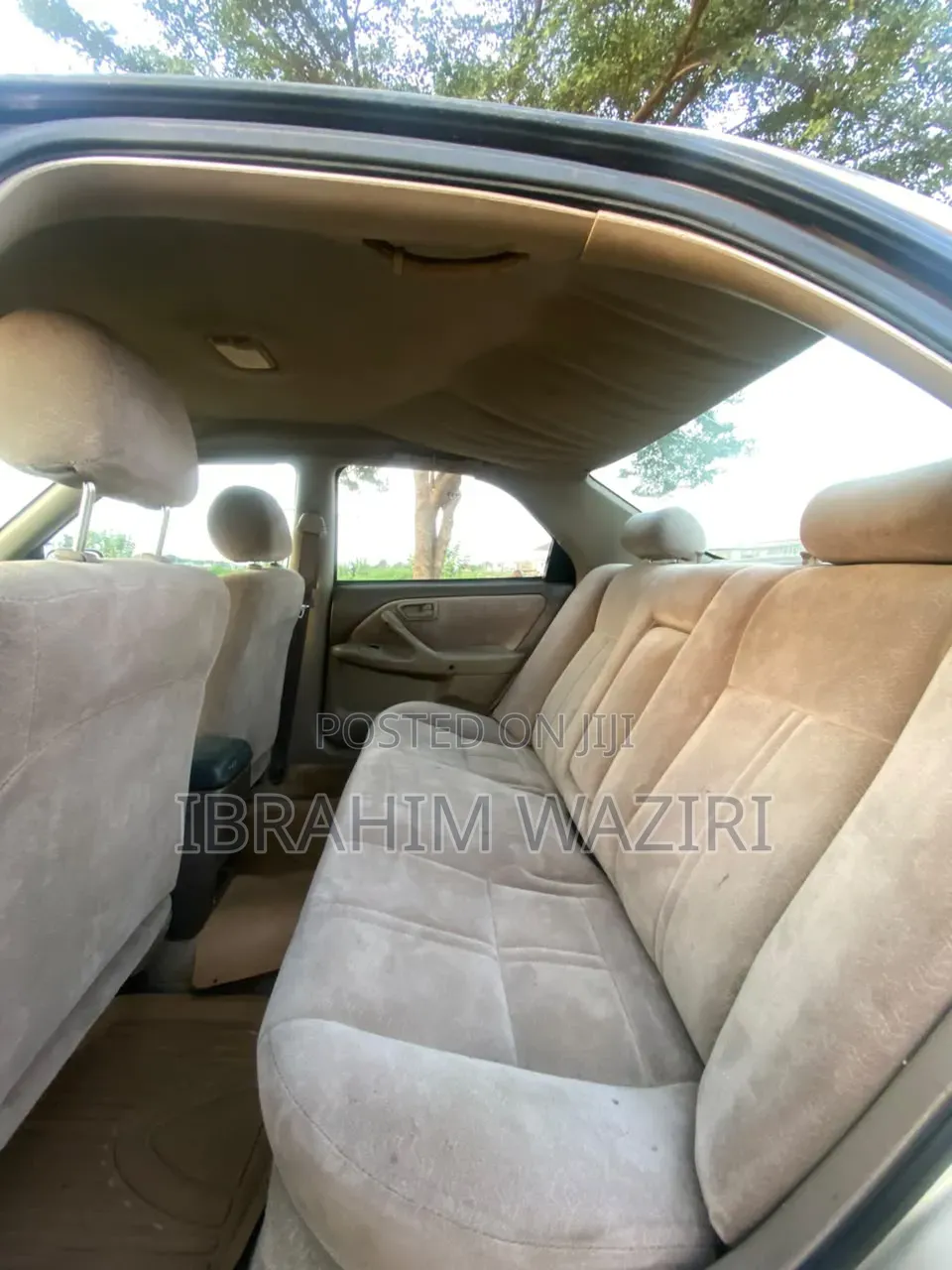 Toyota Camry 2001 Gold